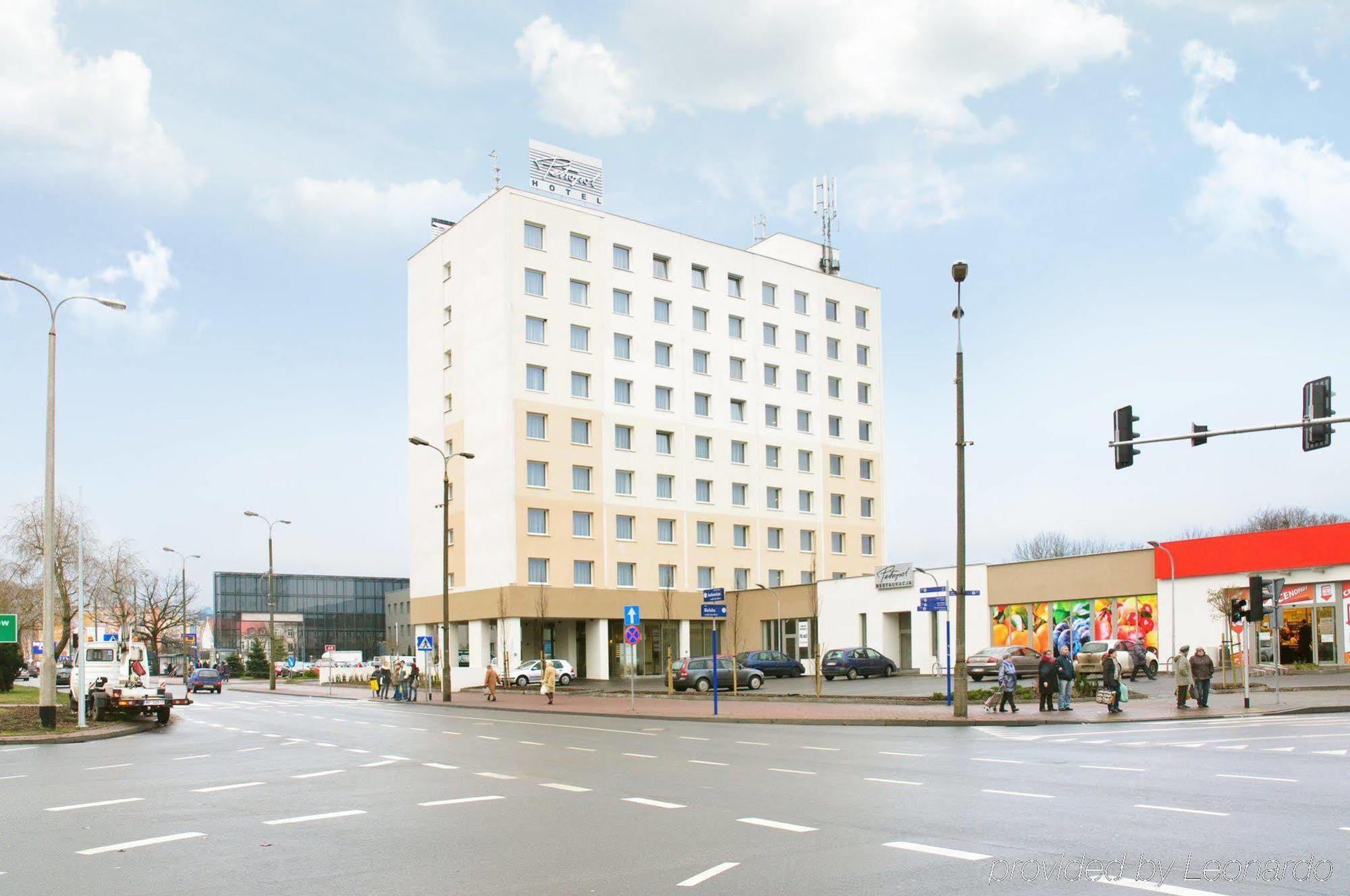 Hotel Petropol Plock Ngoại thất bức ảnh